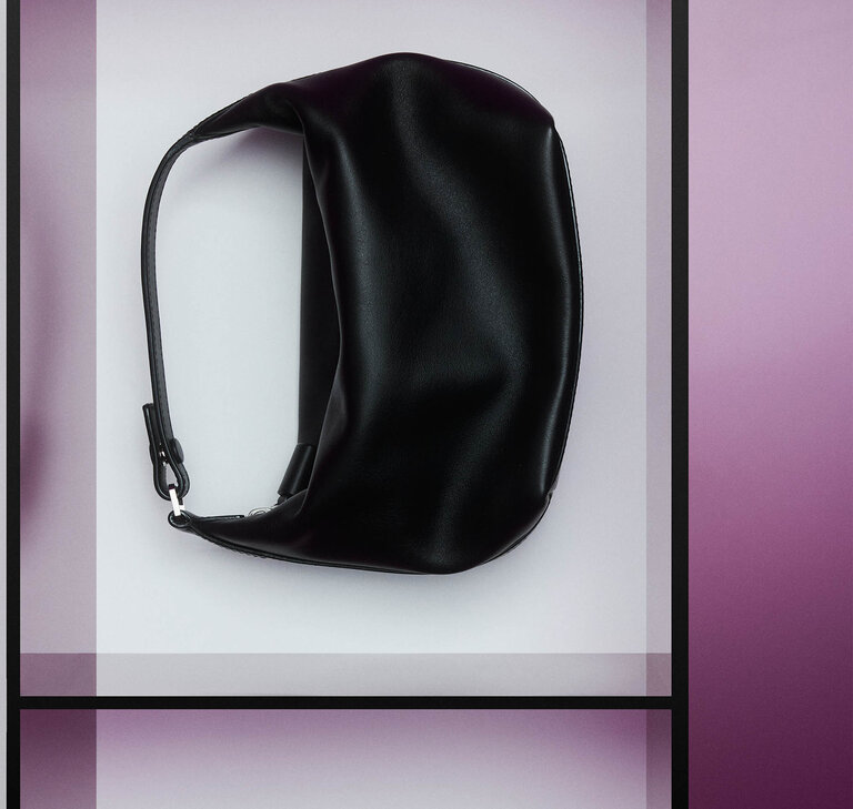 Valextra mochi bag in sublime soft leather black